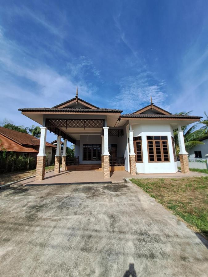 Zn Homestay Gong Badak Kampong Pengkalan Maras المظهر الخارجي الصورة